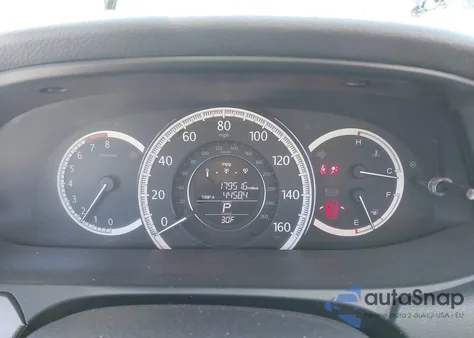 2015 Honda Accord Lx z USA, uszkodzony, nr VIN 1HGCR2F39FA172242